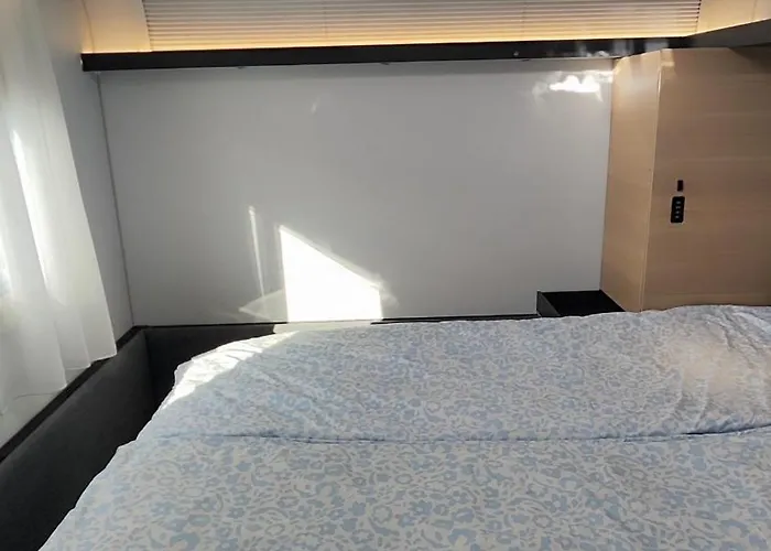 Northern Lights Camper * Rovaniemi